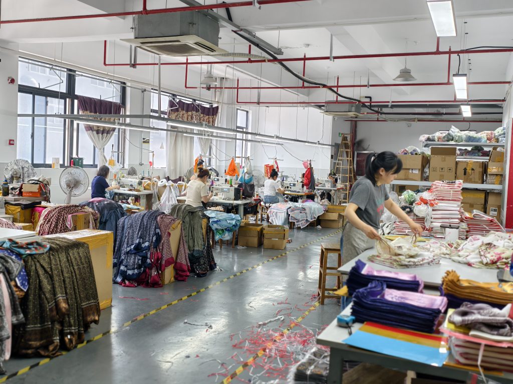 中国シルク製品貿易レポート-2025年1月 7 柒柒工厂图 37