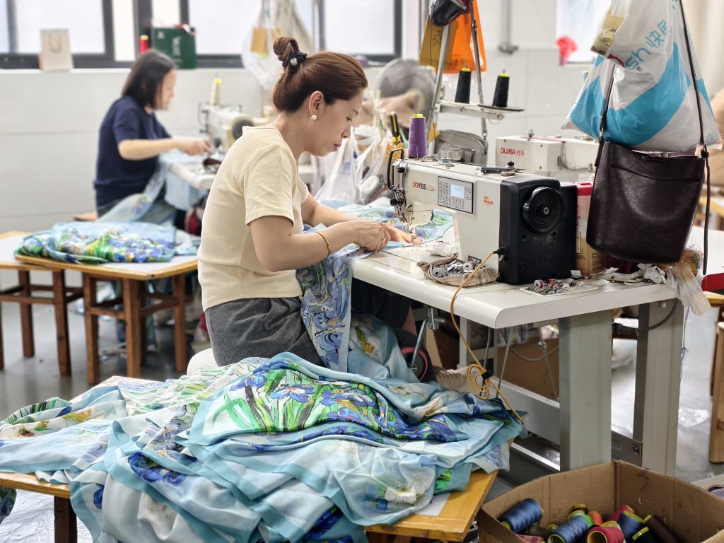 中国シルク製品貿易レポート-2025年1月 6 柒柒工厂图 51
