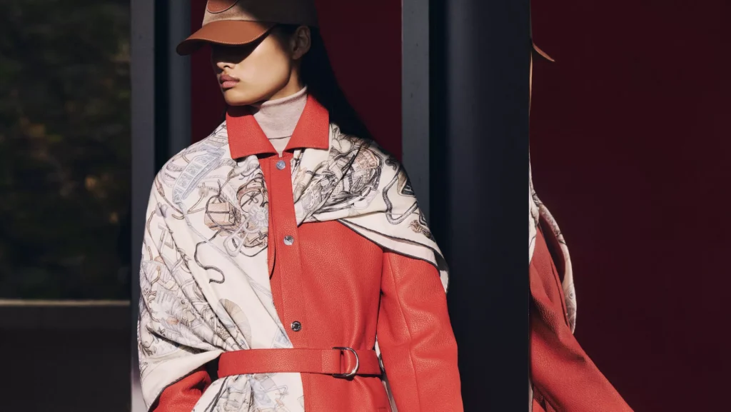 2 Hermes scarf model